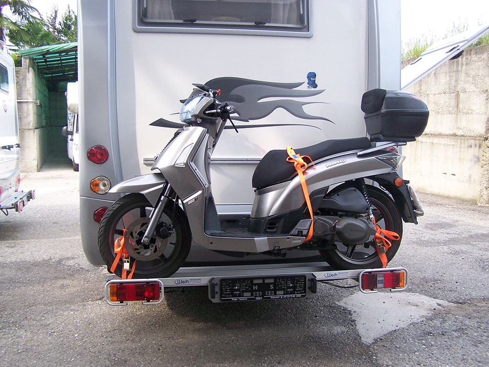 Porte moto pour fourgon AGITO 2 (150kg) pour 1 moto - XB Alsace
